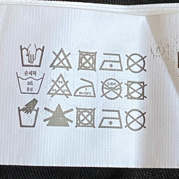 NWT. Zara Black Chiffon Raised Floral Top. Size L. - Picture 10 of 10